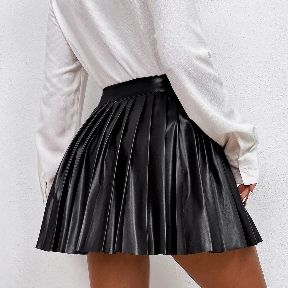 High Waist Metallic Pleated Mini Skirt black - Picture 3 of 5